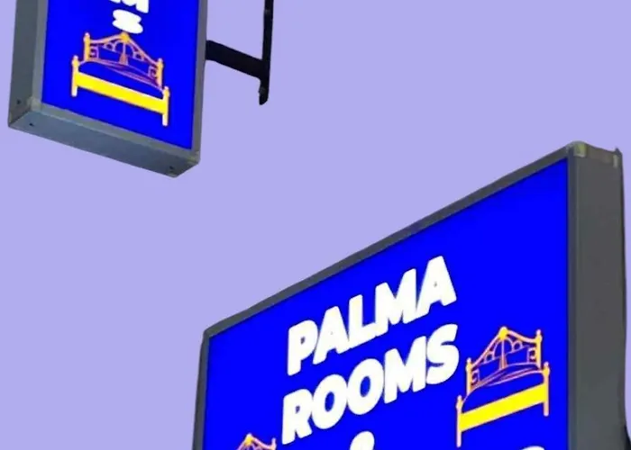 Palma & - 2 Bed 호스텔 *